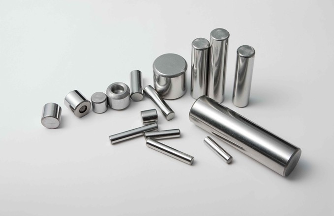 cylindrical pins